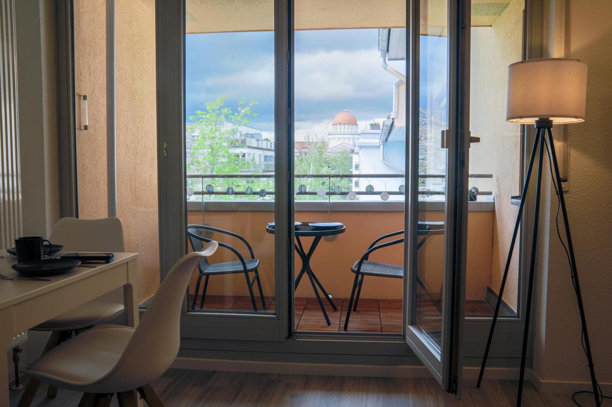 Home Shanti - Studio, Suedvorstadt, Balkon, Tv 莱比锡 外观 照片